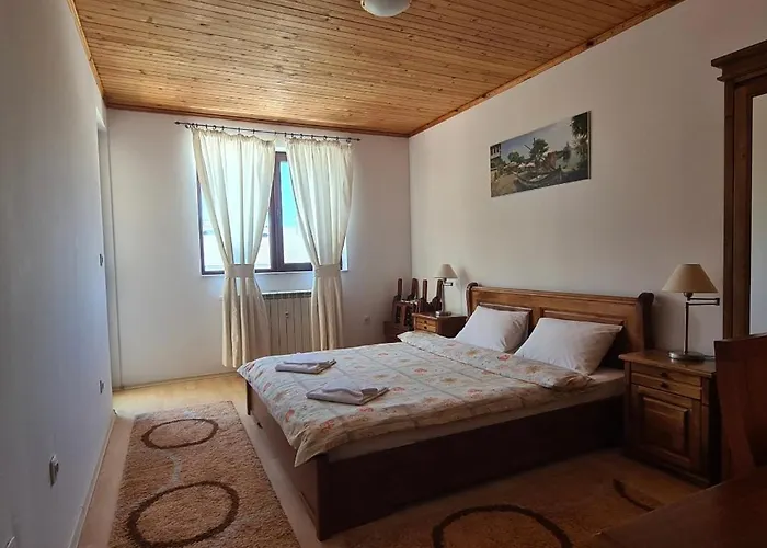 Saphir , Rhodopi Pearl * Pamporowo